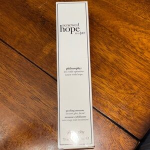 Philosophy Renewed Hope in a Jar Peeling Mousse - White